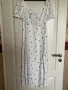 Нова женствена нежна бяла дълга рокля 100% вискоза рози , снимка 1