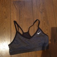  Nike бюстие двулицено, снимка 2 - Корсети, бюстиета, топове - 28906903