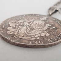 Рядка и стара сребърна монета с верижка Hungary 1/2 Thaler 1787  , снимка 3 - Нумизматика и бонистика - 40371479