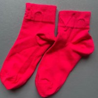 Оригинални чорапи Calvin Klein, снимка 3 - Дамски чорапи - 44277886