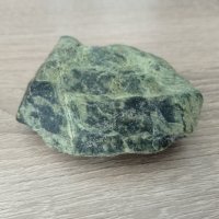 Серпентин (змеевик) змийски камък, снимка 6 - Колекции - 35826976