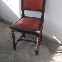 Старинен дървен стол, снимка 1 - Антикварни и старинни предмети - 37554936