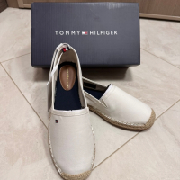 Еспадрили Tommy Hilfiger , снимка 1 - Дамски ежедневни обувки - 44921940