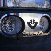 Комплект декорация за халогени на Скания Scania R V8 2004-2016г., снимка 1 - Аксесоари и консумативи - 35646366