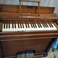 продавам старинен мини орган, снимка 1 - Други ценни предмети - 35454088