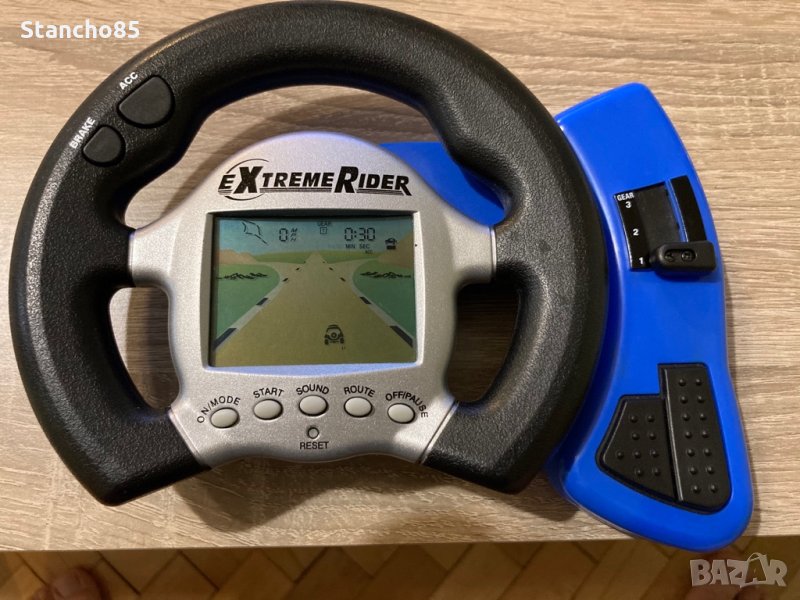 Портативна игра extreme rider, снимка 1