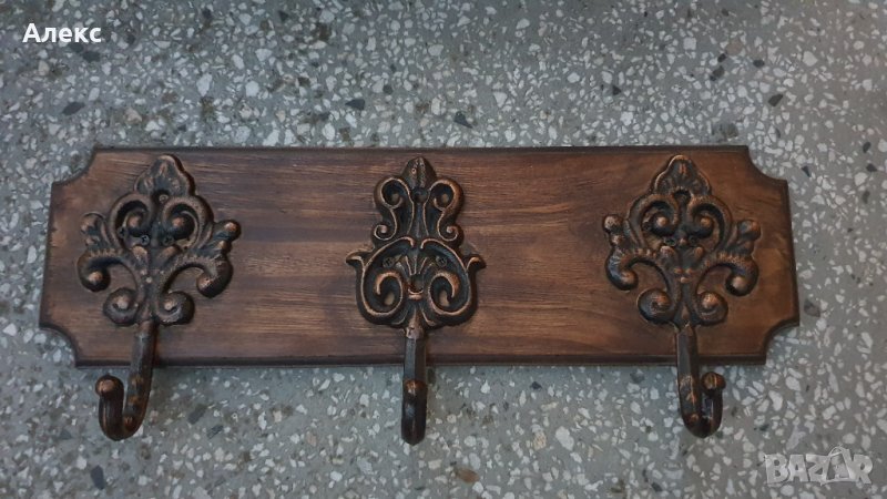 Масивна закачалка– Дърво, чугун., снимка 1