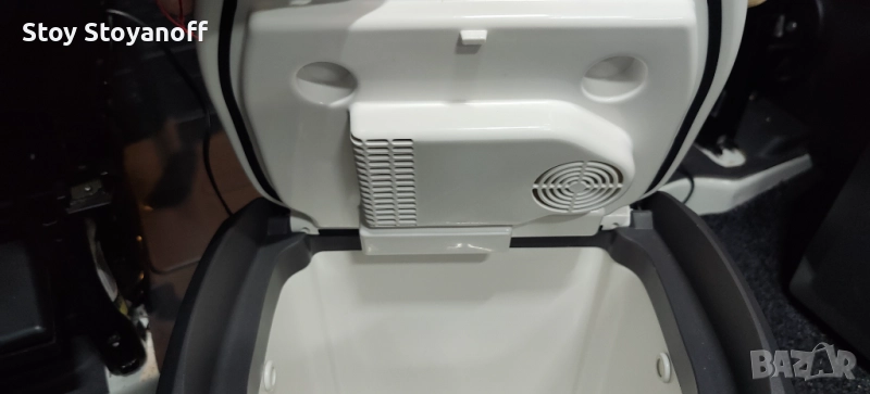 Хладилна чанта 24 литра / 12 волта /студено/топло, снимка 1