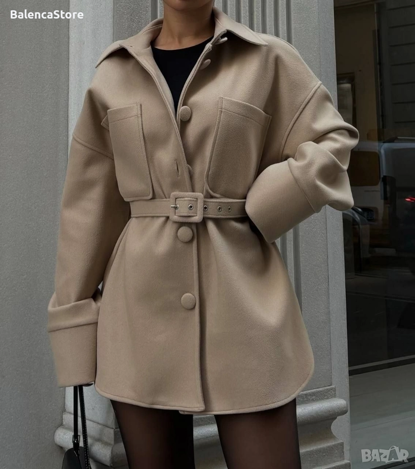 Палто с коланче, снимка 1