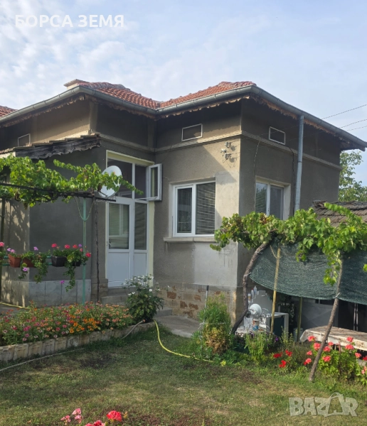 КЪЩА село Стража, Общ. Търговище., снимка 1