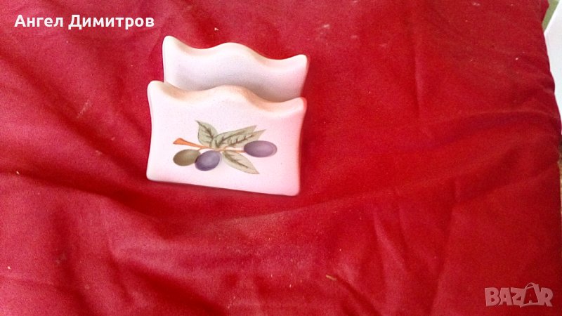 Красив порцеланов салфетник , снимка 1