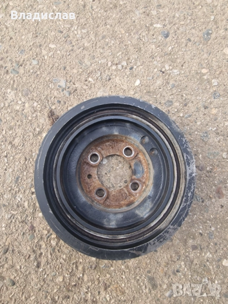 Демпферна шайба колянов вал Киа Джойс 2.0 139 коня , снимка 1