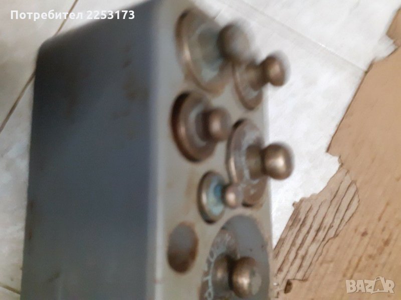 Месингови теглилки в кутия, снимка 1