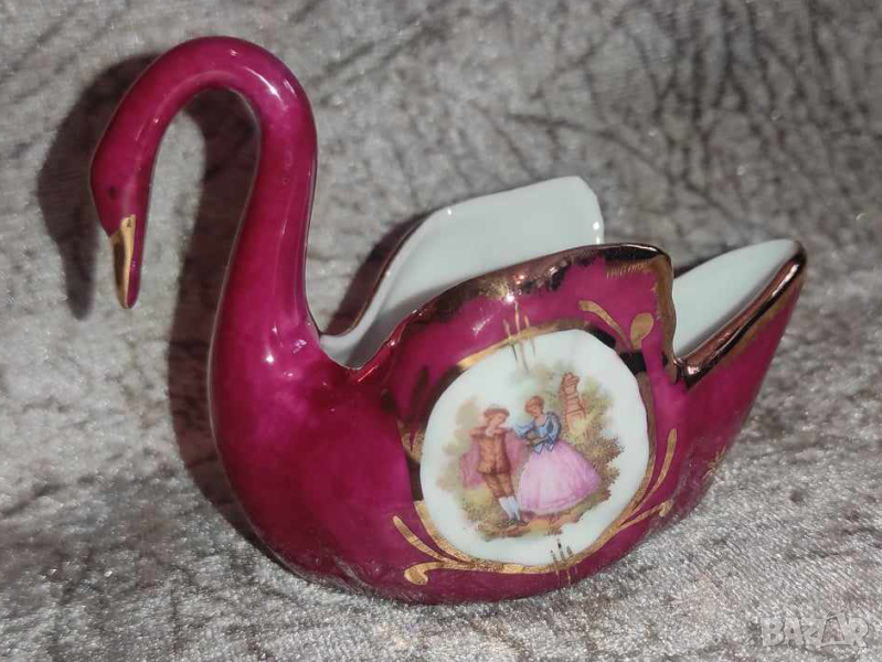 порцеланов лебед limoges, снимка 1