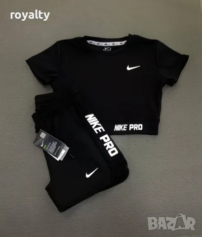 Nike черен дамски спортен комплект 