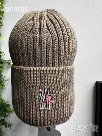 Зимна шапка Moncler - нова, снимка 2 - Шапки - 52376364