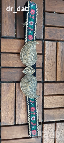 Пафти с везан колан