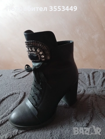 Боти, снимка 2 - Дамски боти - 52689086