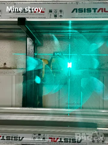 Лазерен нивелир линеен DEWALT DCE089D1G, 360°, 15-30м, зелен лазер, снимка 5 - Измервателни инструменти - 47780288