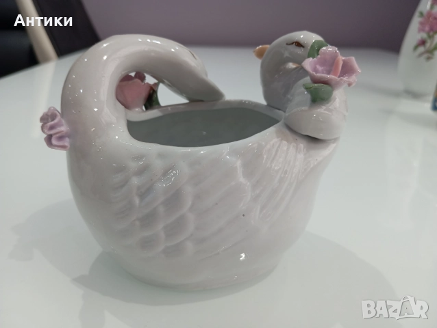 Порцеланова стара красива статуетка , снимка 9 - Декорация за дома - 52661529