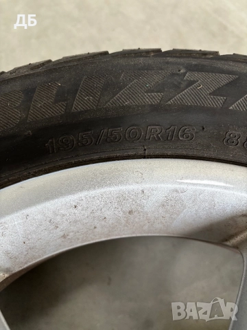 Гуми с джанти Ауди А1, снимка 3 - Гуми и джанти - 52002316