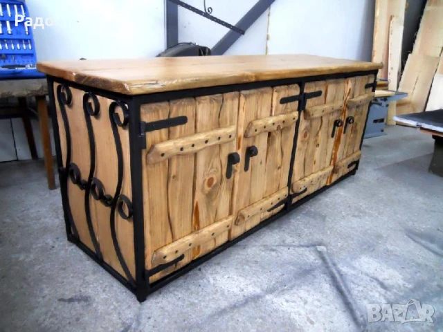 Мебели от дърво и желязо, снимка 11 - Скринове - 45481967
