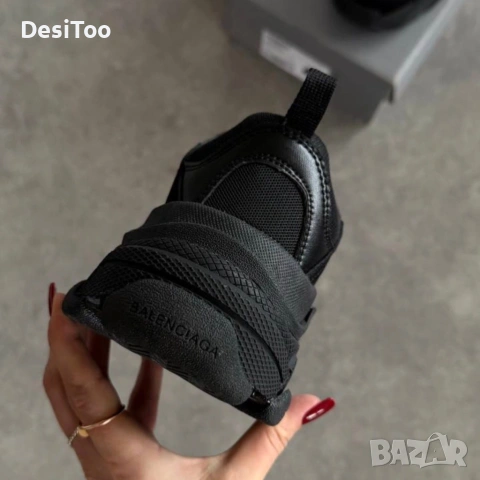Balenciaga Triple S , снимка 3 - Маратонки - 54305943