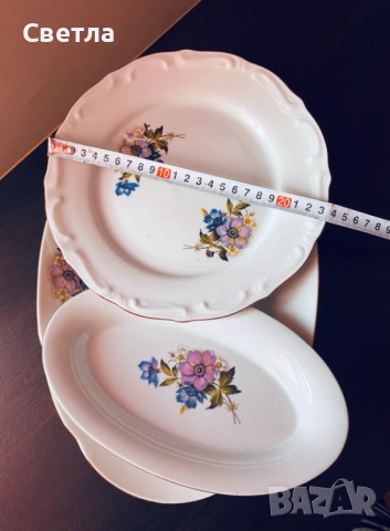 Чинии порцеланови, елипсовидни, и кръгли 19 бр. Дебел порцелан, Златен кант. БГ п-во,€47, снимка 6 - Чинии - 54167146