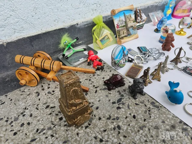 магнитчета,ключодържатели ,сувенири от света, снимка 6 - Колекции - 48637500