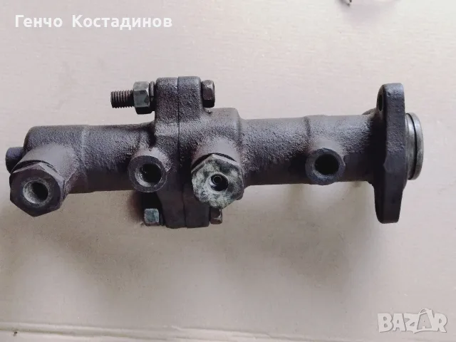 Продавам спирачна помпа двукръгова за ГАЗ - 53