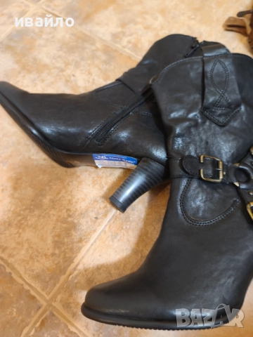 Дамски боти тип каубойски