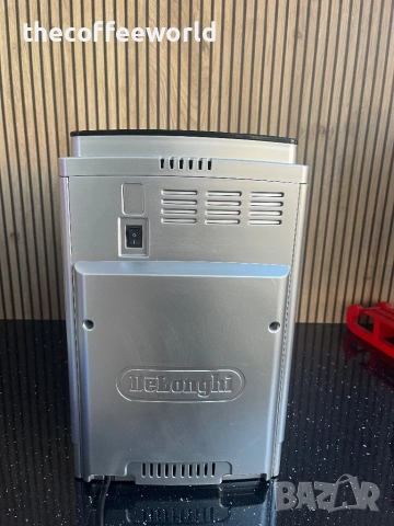 Delonghi Cappuccino ECAM 23.450.S - с половин година гаранция!, снимка 9 - Кафемашини - 52774326