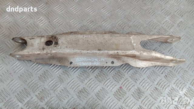 Носач Mercedes B200i W246 2014г.(заден десен)	