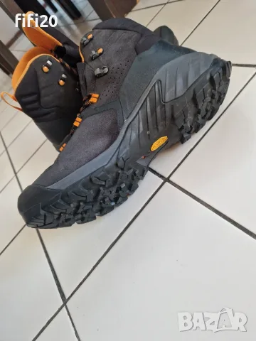 Туристически обувки Mammut Sapuen High GORE-TEX, снимка 3 - Спортни обувки - 56208192