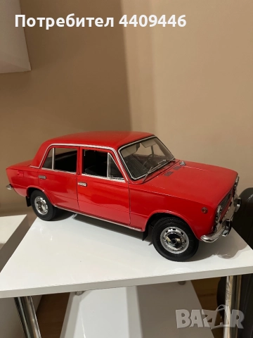 Продавам макет на Жигула 1:8, снимка 2 - Колекции - 52931963