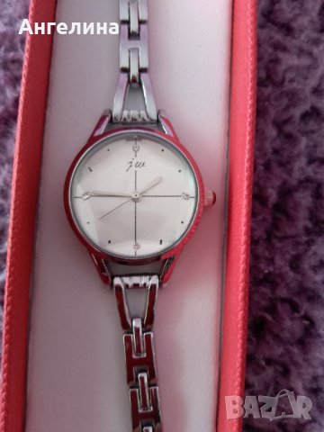 Дамски часовници, снимка 5 - Дамски - 32024731