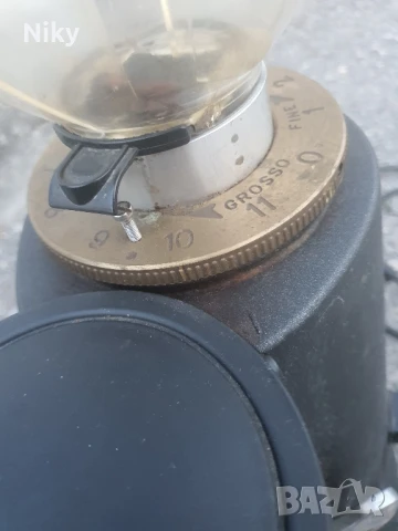 Професионална кафемелачка , снимка 3 - Кафемашини - 51032885