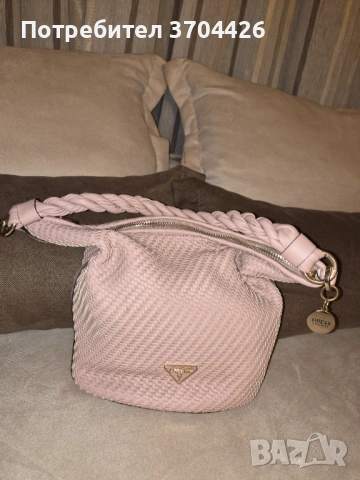 Дамска чанта GUESS, снимка 3 - Чанти - 53197319