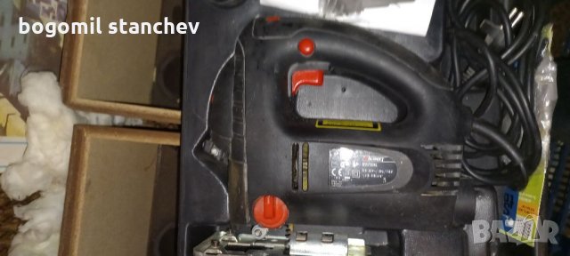 Прободен трион с лазерно насочване 750W, снимка 4 - Куфари с инструменти - 35309228