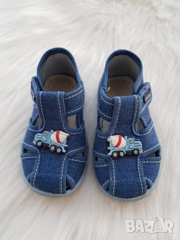 Детски пантофи №23 , снимка 3 - Детски пантофи - 32128584