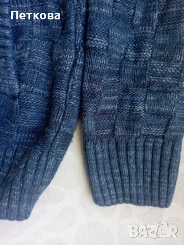 Почти нова мъжка жилетка с качулка , снимка 3 - Пуловери - 50497316