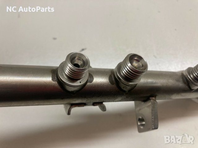 Горивна рейка със сензор за BMW БМВ 3 серия E90/E91 2.0 бензин 7562474-04 7537319-05 55PP11-01 2011, снимка 3 - Части - 39402206