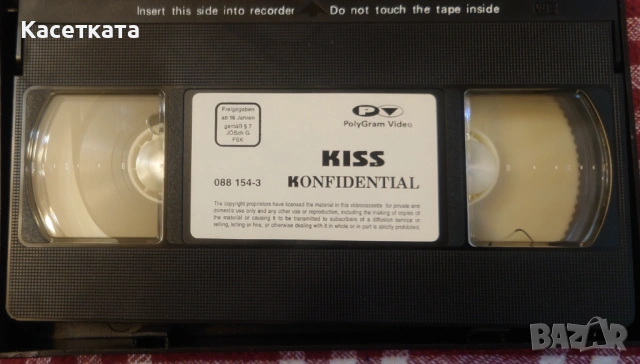 Видеокасета VHS Kiss – Konfidential, снимка 3 - Други жанрове - 53126540