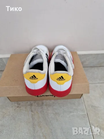 Детски маратонки Adidas , снимка 4 - Детски маратонки - 56316294