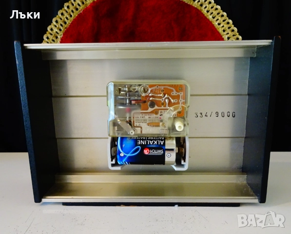 Немски настолен часовник Dugena с рубин. , снимка 5 - Антикварни и старинни предмети - 51826594