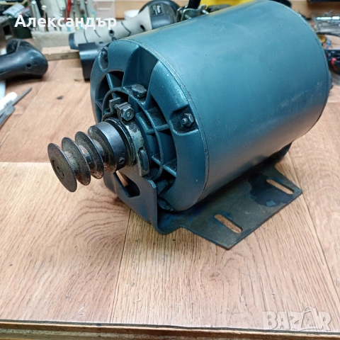 Трифазен мотор 1/3HP General Electric