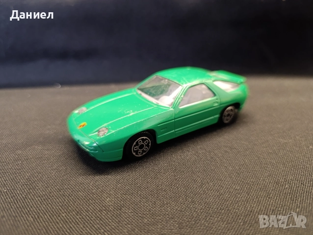 Количка Burago Porsche 928