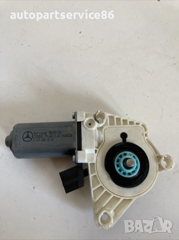 Мотор за стъклоповдигач предна дясна врата за Mercedes A Class W169 (2008) A1698201842 