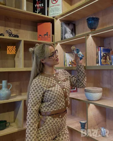 дамски комплект сако и къси панталонки gucci