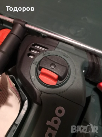 Metabo KHE 3251 перфоратор ново! , снимка 3 - Бормашини - 51935758